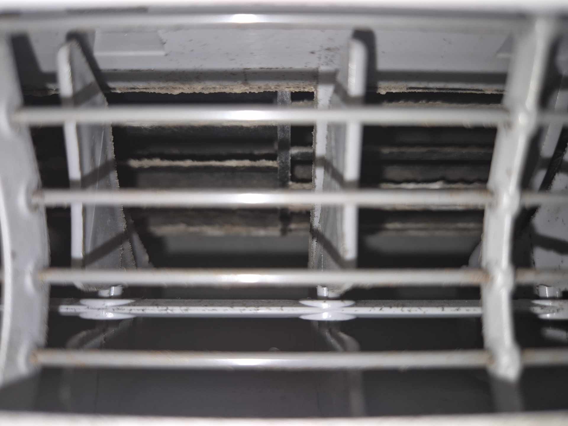 Vieze airco unit